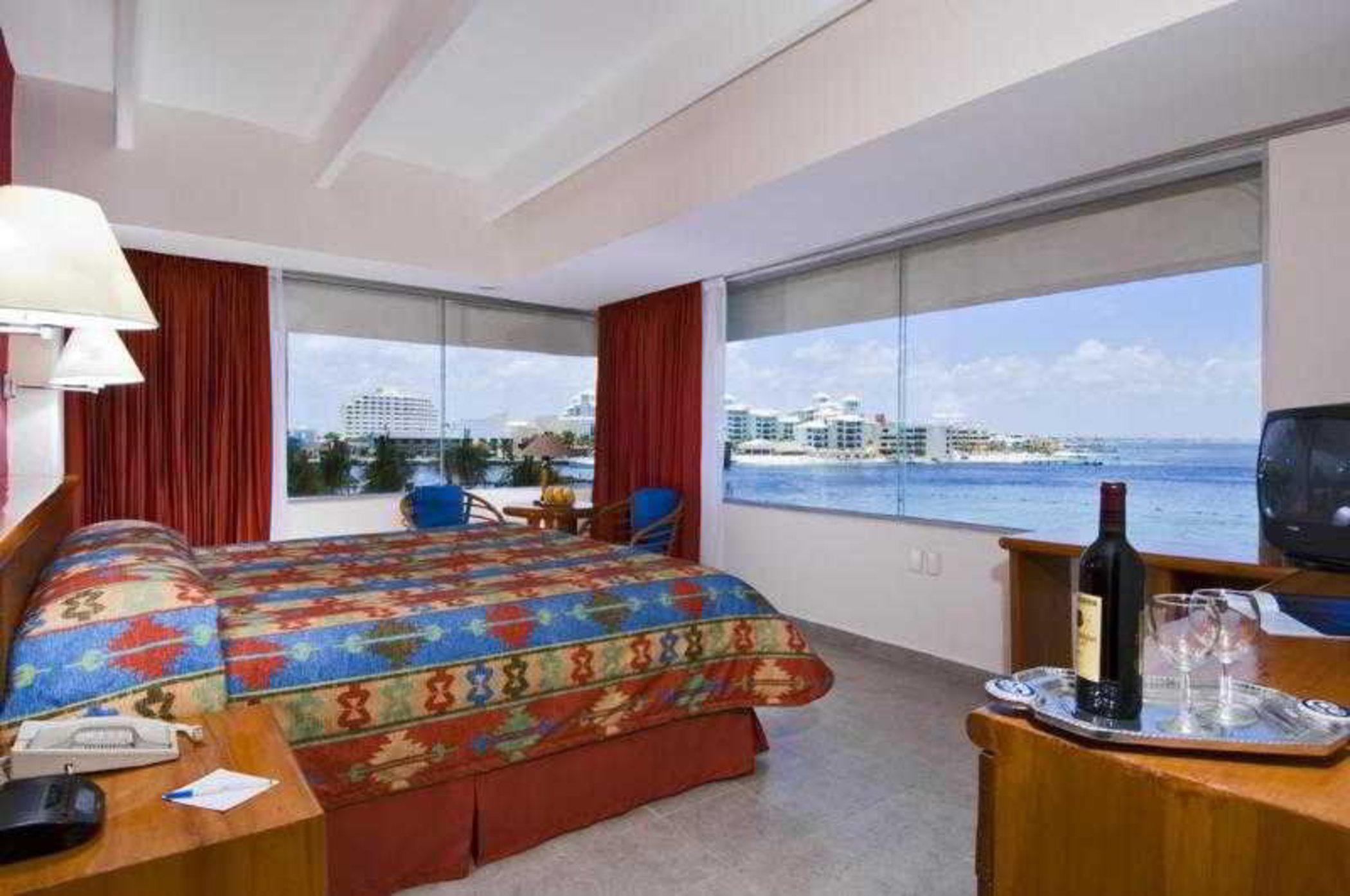 Hotel Oasis Palm Cancún Exterior foto