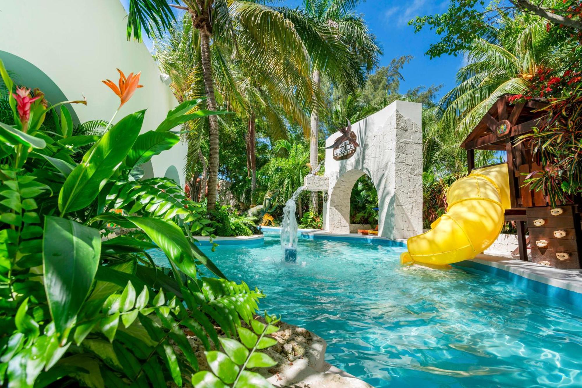 Hotel Oasis Palm Cancún Exterior foto