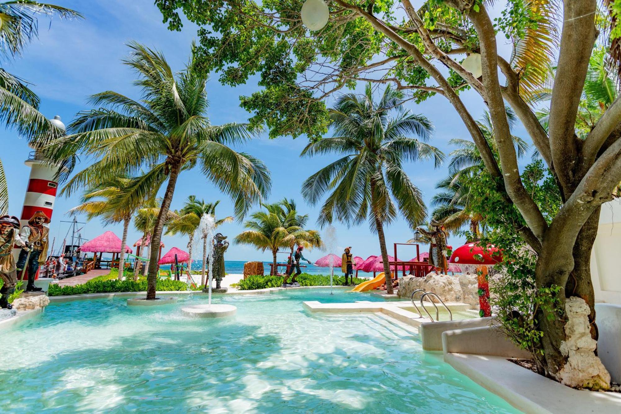 Hotel Oasis Palm Cancún Exterior foto